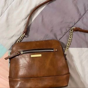 Crossbody purse